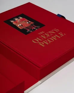 Ultimates|Assouline The Queen'S People